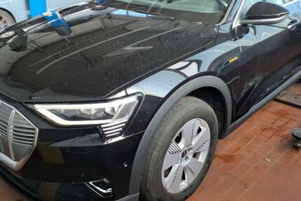 Audi e-tron 39.000 km 31.970 &euro; Helmstedt 38350