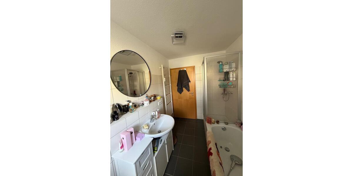 Etagenwohnung Mosbach - 2 Zimmer, 80 m&sup2;, 885&euro; | Angebot:26024482