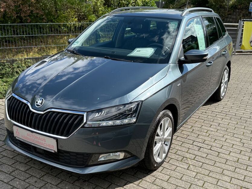 Skoda Fabia 93.370 km 11.490 € Radevormwald 42477