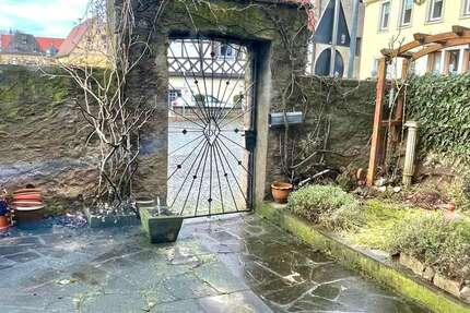 Haus zum Mieten in Frickenhausen 1.200 € 150 m² 5.5 zimmer