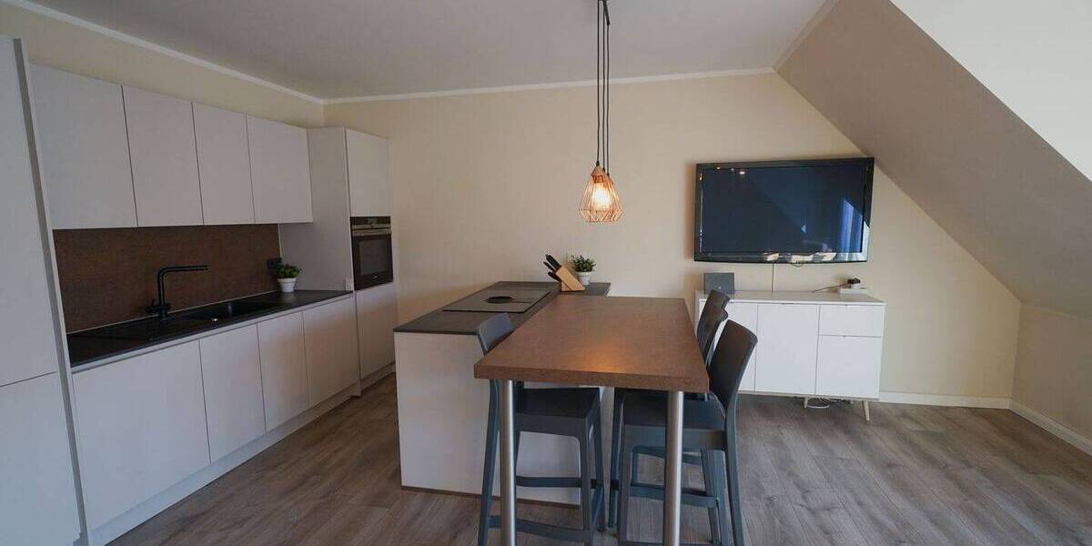 Etagenwohnung Bremen Woltmershausen - 2 Zimmer, 73 m&sup2;, 1.590&euro; | Angebot:26064588