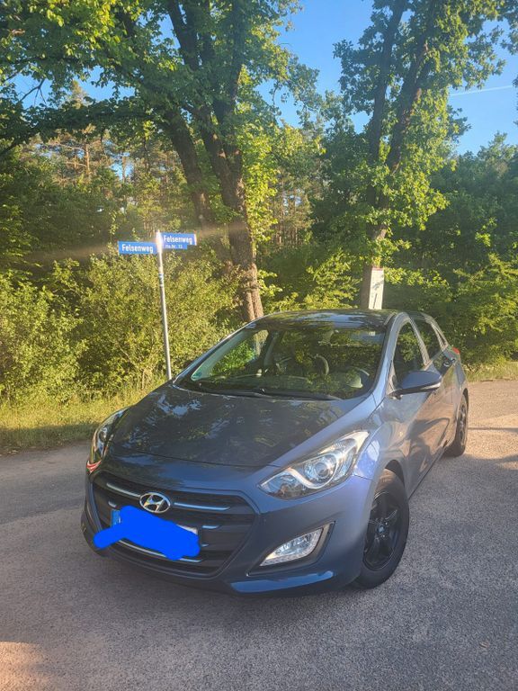 i30