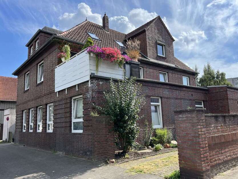 Wohnung zum Mieten in Delmenhorst 775 € 90.9 m²