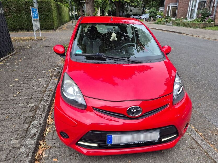 Aygo (X)