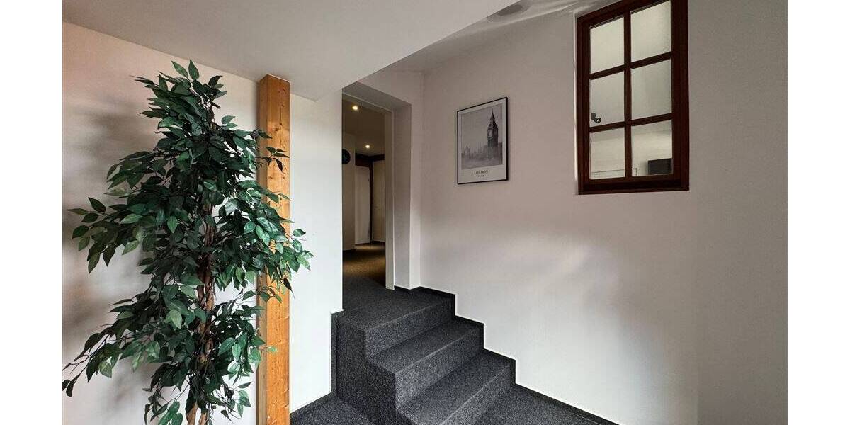 Gewerbeobjekt Fritzlar - 7 Zimmer, 150 m&sup2;, 1.400&euro; | Angebot:24112763