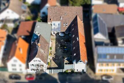 Haus zum Kaufen in Ginsheim-Gustavsburg 1.950.000 € 823.22 m² 15 zimmer