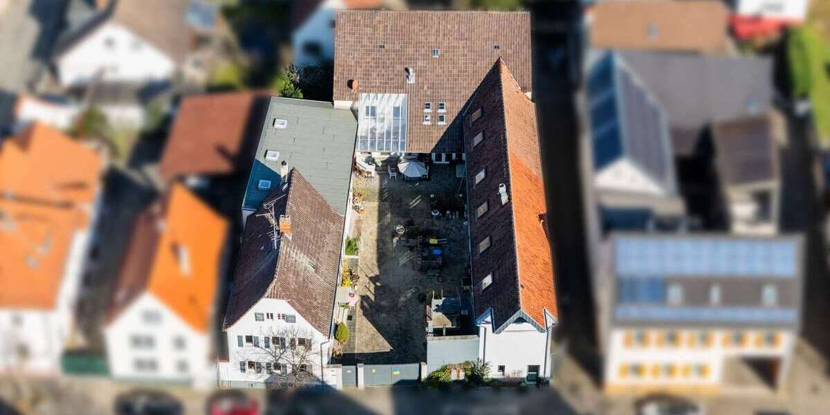 Haus zum Kaufen in Ginsheim-Gustavsburg 1.950.000 € 823.22 m² 15 zimmer
