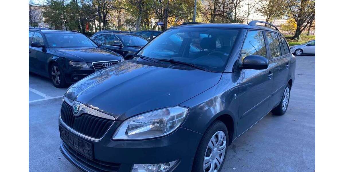Skoda Fabia 132.000 km 2.850 &euro; München 80809