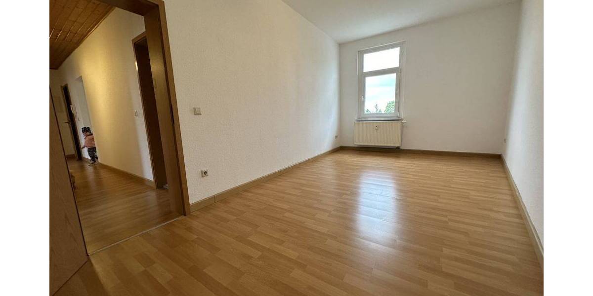Etagenwohnung Lützen - 4 Zimmer, 120 m&sup2;, 980&euro; | Angebot:26797660