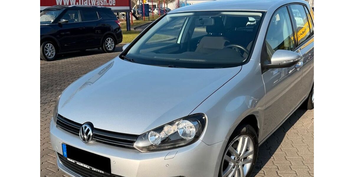 VW Golf 95.000 km 9.000 &euro; Obermichelbach 90587