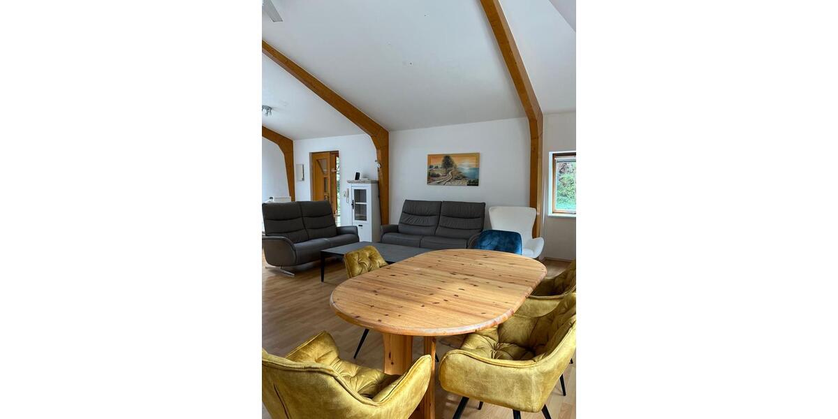 Mehrfamilienhaus, Wohnhaus Hardegsen - 9 Zimmer, 240 m&sup2;, 1.800&euro; | Angebot:26037587