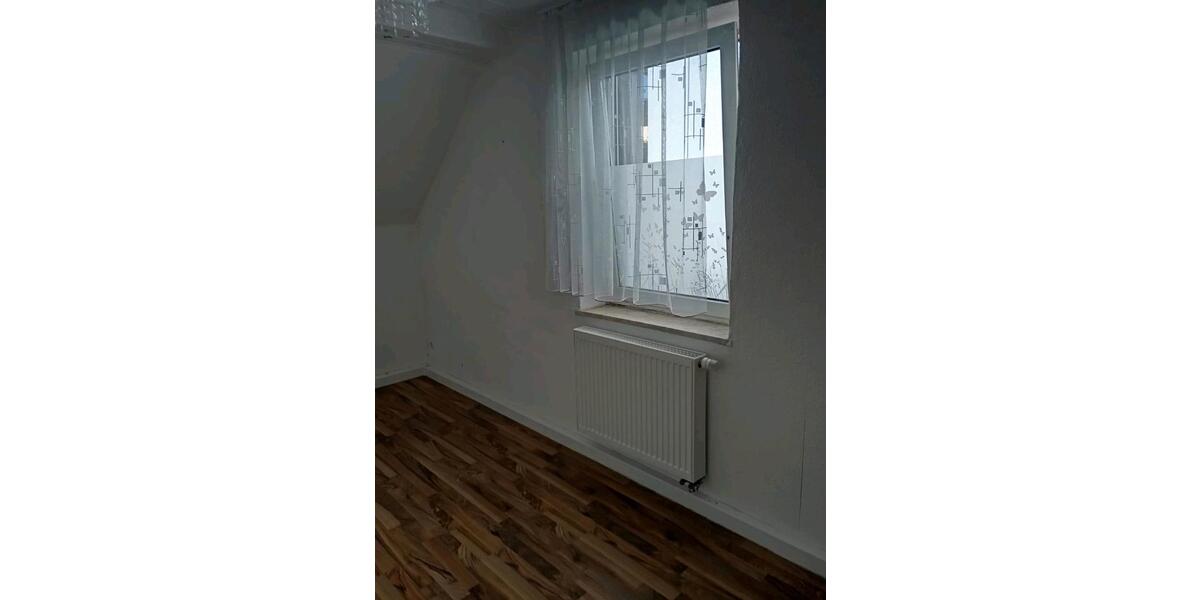 Dachgeschoßwohnung Kulmbach Blaich - 4 Zimmer, 85 m&sup2;, 650&euro; | Angebot:26682610