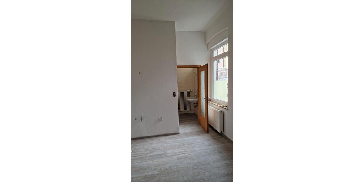 Etagenwohnung Stolberg (Rheinland) - 2 Zimmer, 65 m&sup2;, 450&euro; | Angebot:26415699