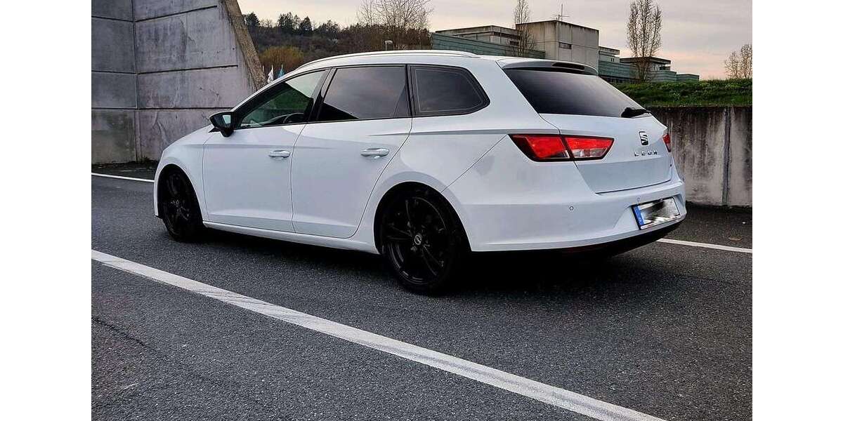 Seat Leon 157.000 km 8.700 &euro; Würzburg 97072