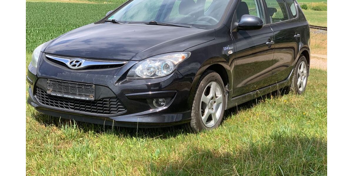 Hyundai i30 251.647 km 2.750 &euro; Kammeltal 89358