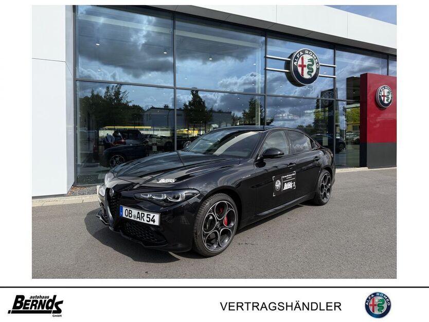 Alfa Romeo Giulia 4.999 km 48.990 € Dortmund 44145