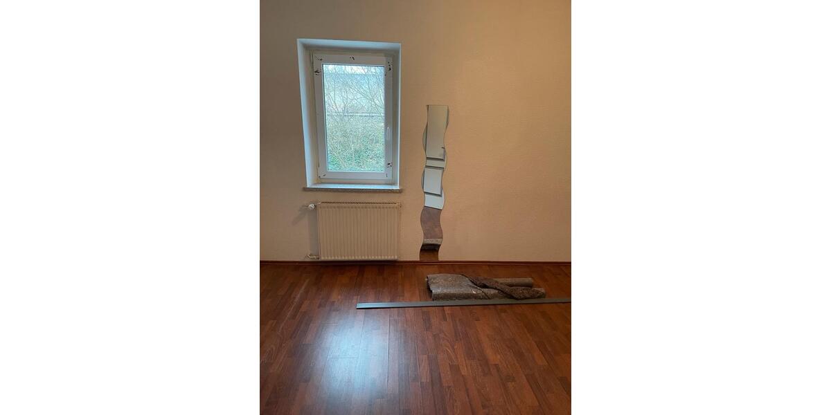 Dachgeschoßwohnung Sulzbach (Saar) - 2 Zimmer, 70 m&sup2;, 700&euro; | Angebot:26412260