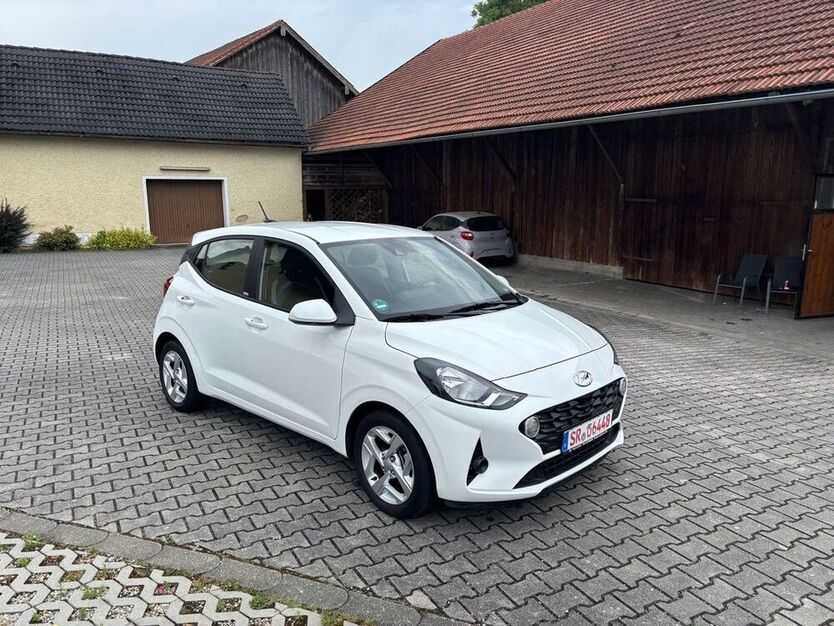 i10