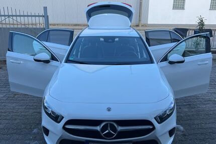 Mercedes-Benz A 180 182.000 km 15.900 &euro; Berg 92348