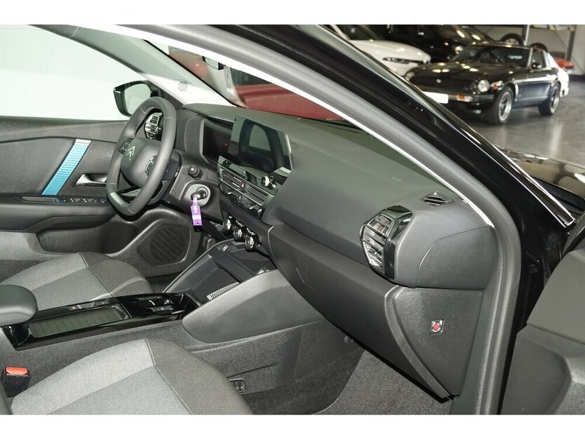 e-C4 136 Feel 50KWh CARPLAY Batteriezertifikat