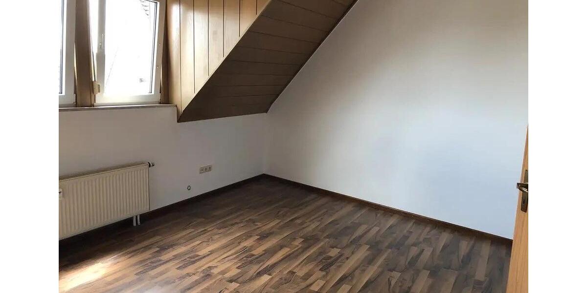 Dachgeschoßwohnung Lahnau - 2 Zimmer, 63 m&sup2;, 630&euro; | Angebot:26408673