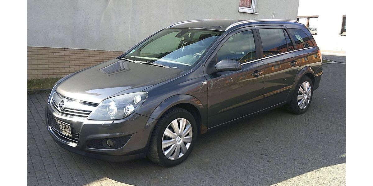 Opel Astra 278.500 km 1.299 &euro; Eisfeld 98673