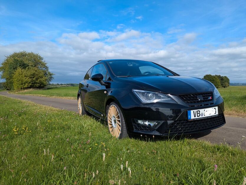 Seat Ibiza 140.000 km 8.400 € Mücke 35325
