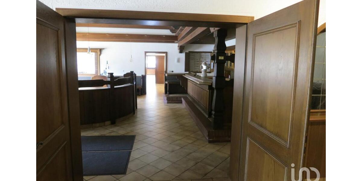 leerstehendes Restaurant mit vielen Möglichkeiten zimmer