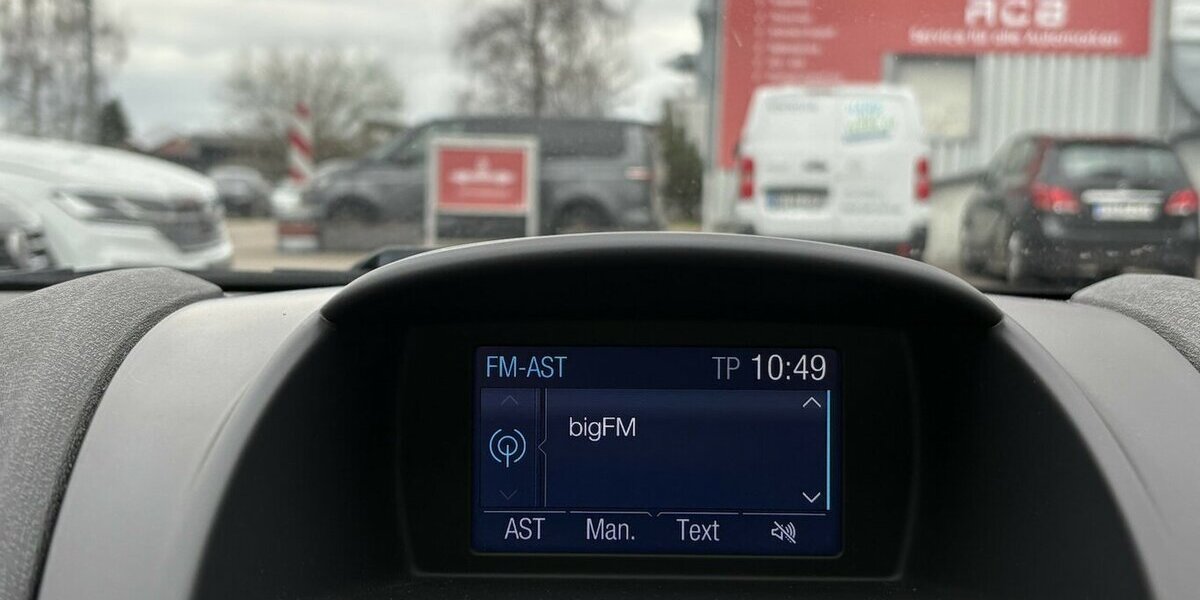 Ford Fiesta Trend 1.5 TDCI KLIMAANLAGE/ISOFIX/EURO6 63.211 km 8.900 &euro; Villingen-Schwenningen 78054