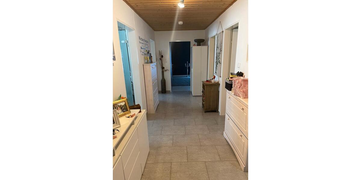 Etagenwohnung Würzburg Lindleinsmühle - 4 Zimmer, 96 m&sup2;, 1.345&euro; | Angebot:25319224