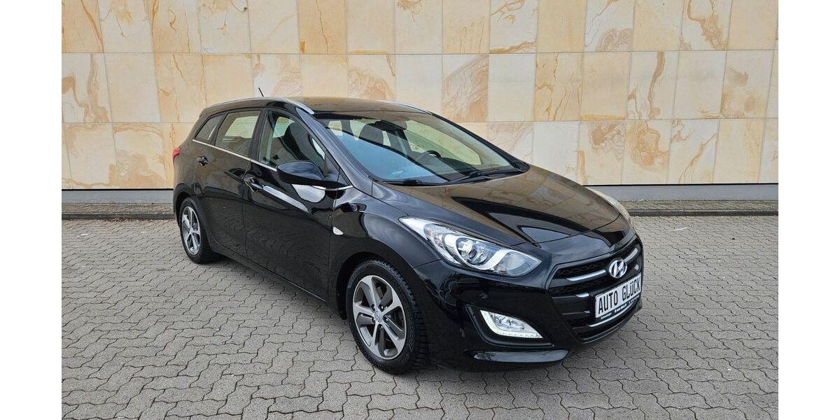 Hyundai i30 95.000 km 10.390 &euro; Schwetzingen 68723