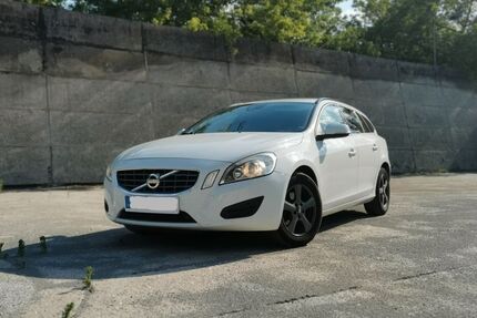 Volvo V60 112.000 km 8.700 &euro; Falkenberg 04895