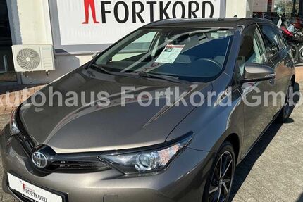 Toyota Auris 89.480 km 14.290 &euro; Bielefeld 33689