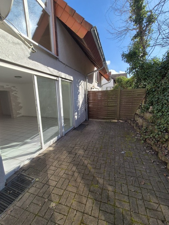 Reserviert! Ideales Kapitalanlageobjekt, RMH perfekt für den amerikanischen Wohnungsmarkt 5 zimmer