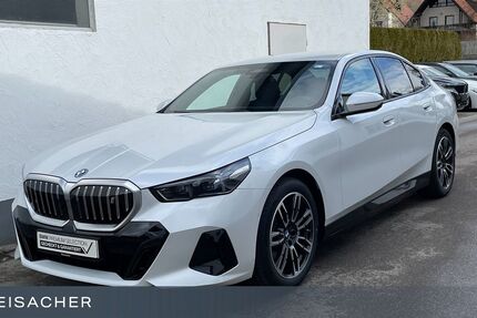 BMW i5 7.587 km 62.349 &euro; Krumbach 86381