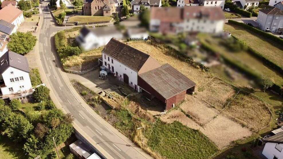 Haus zum Kaufen in Lebach Niedersaubach 249.000 € 150 m²