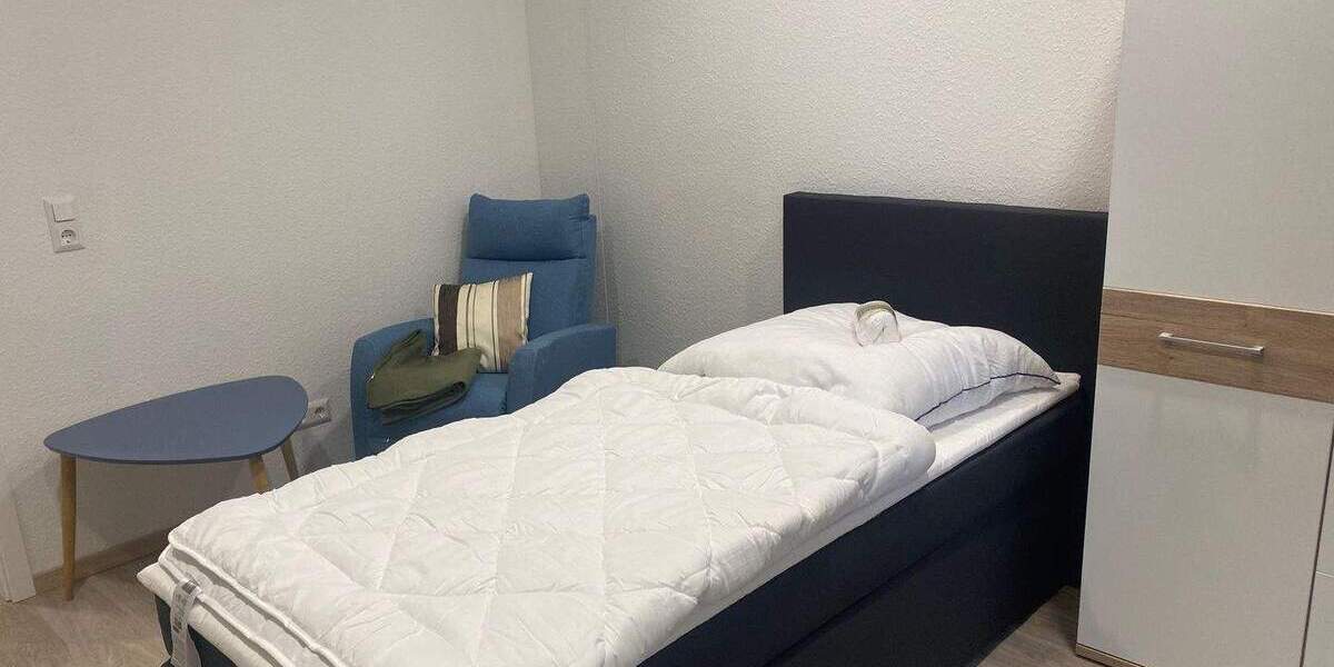 Etagenwohnung Halle (Saale) Innenstadt - 6 Zimmer, 151 m&sup2;, 2.000&euro; | Angebot:26686836