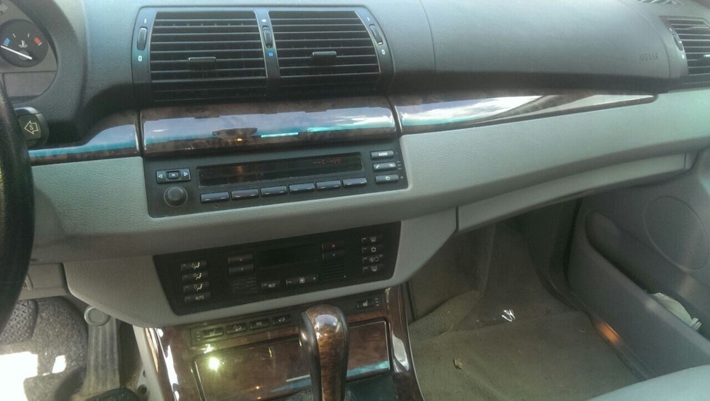 BMW X5 180.000 km 4.350 € Bad Sassendorf 59505