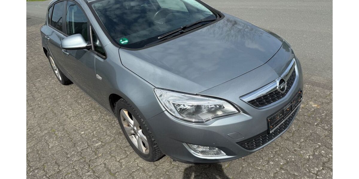 Opel Astra 290.000 km 2.700 &euro; Lippstadt 59557