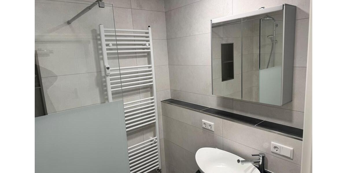 Etagenwohnung Blankenburg (Harz) - 3 Zimmer, 110 m&sup2;, 890&euro; | Angebot:26336030