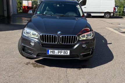 BMW X5 303.000 km 14.500 &euro; München 81829