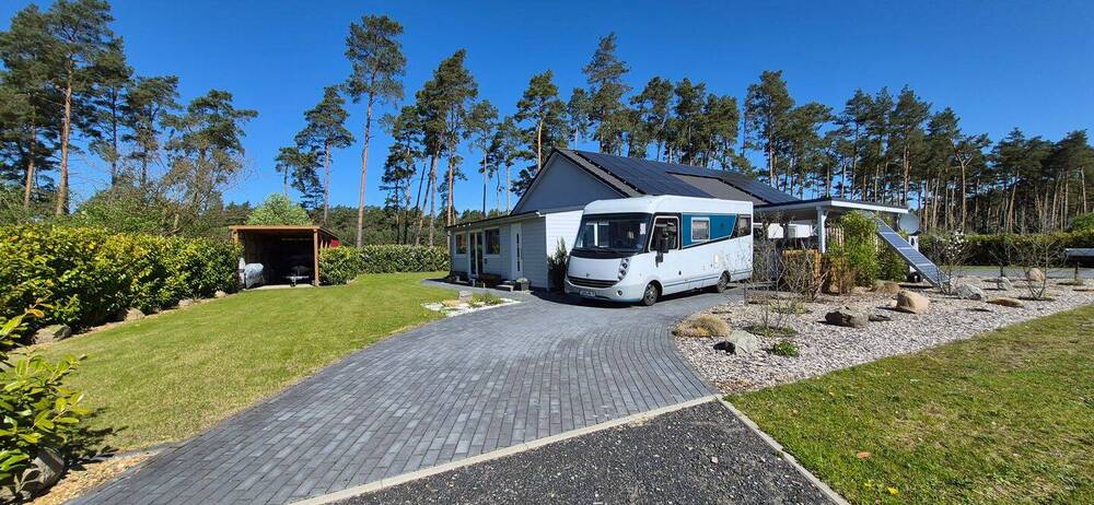 Moderner, neuwertiger Bungalow mit PV-Anlage, Wärmepumpe, Wallbox, Klima, Vollbad, EBK, 3 Carports uvm. - Bungalow Gorleben | Angebot:26573092