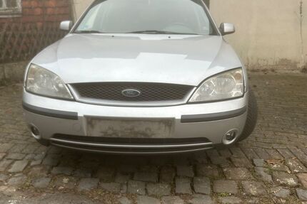 Ford Mondeo 184.642 km 850 &euro; Einbeck 37574