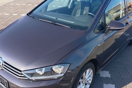 VW Golf Sportsvan 68.200 km 11.900 &euro; Stapelfeld 22145