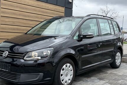 VW Touran 129.000 km 7.900 &euro; Baden-Württemberg - Nagold 72202
