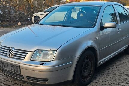 VW Bora 374.967 km 1.250 &euro; Bad Liebenzell 75378