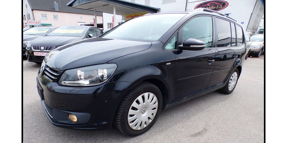 VW Touran 133.606 km 12.999 &euro; Manching 85077