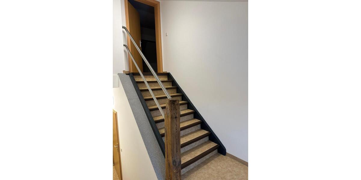 Dachgeschoßwohnung Großräschen - 1 Zimmer, 65 m&sup2;, 500&euro; | Angebot:25407256