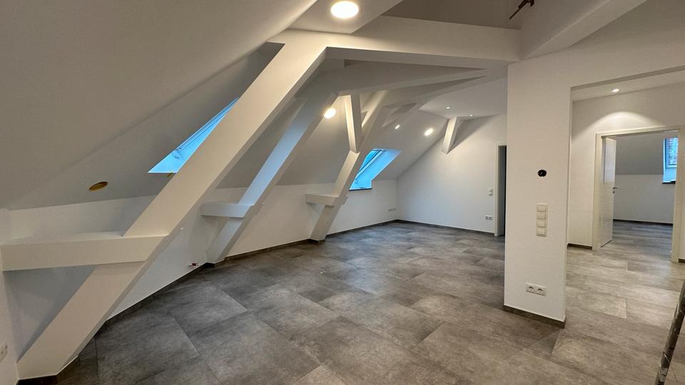 3 Zimmer Dachgeschoss - Wohnung 3 zimmer