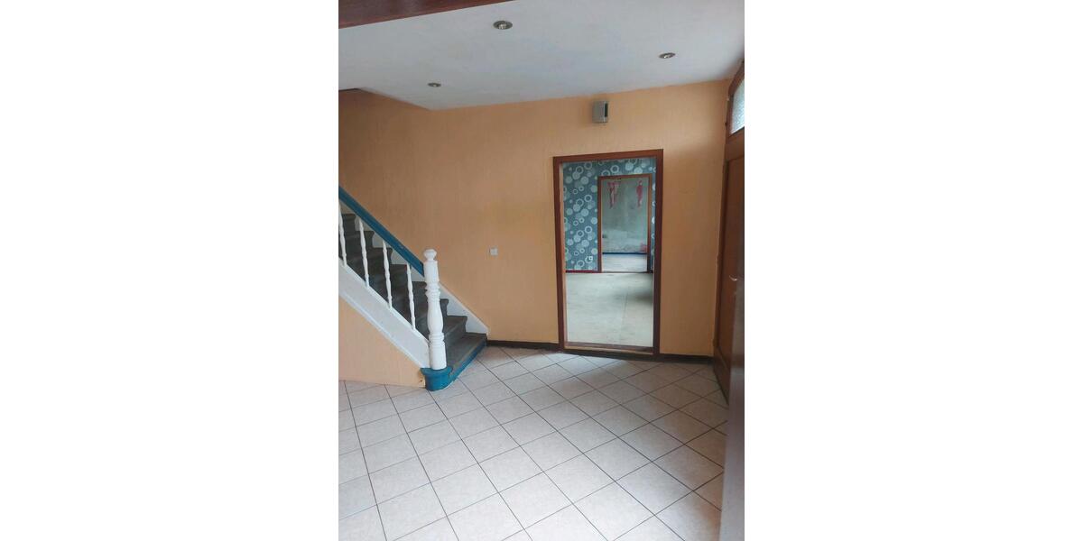 Bauernhaus, Landhaus Hankensbüttel - 6 Zimmer, 140 m&sup2;, 159.000&euro; | Angebot:26992029